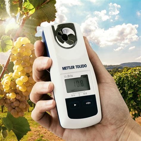 hand held refractometer working principle|handheld refractometer mybrix.